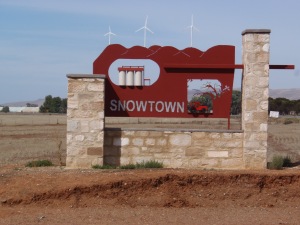 Snowton Sign